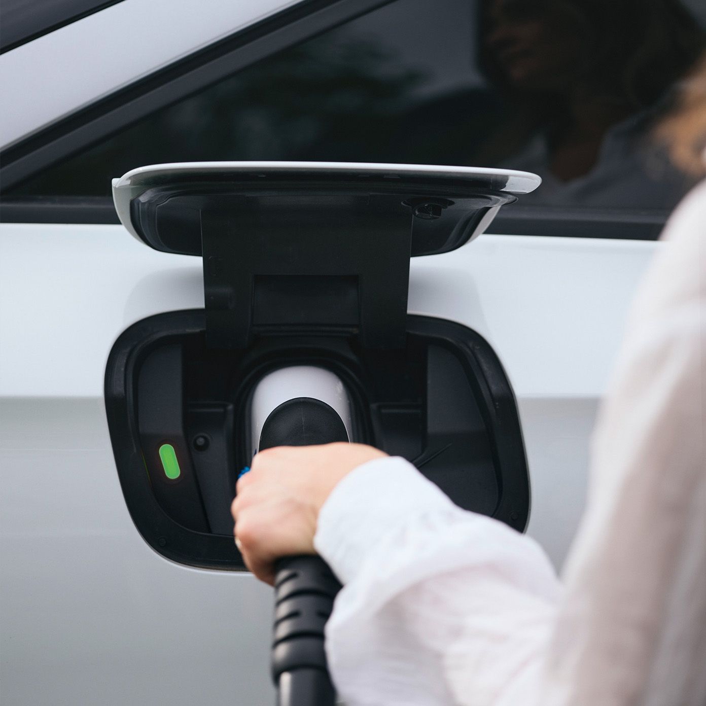 Ventil za priključak se umeće u automobil